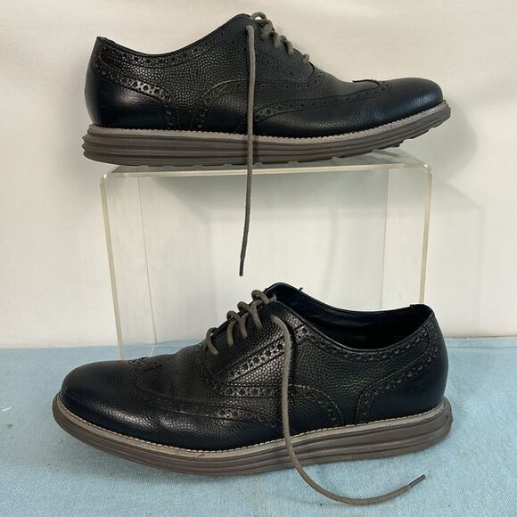 Men's Cole Haan Navy Laced Oxford Shoes - Picture 2 of 6